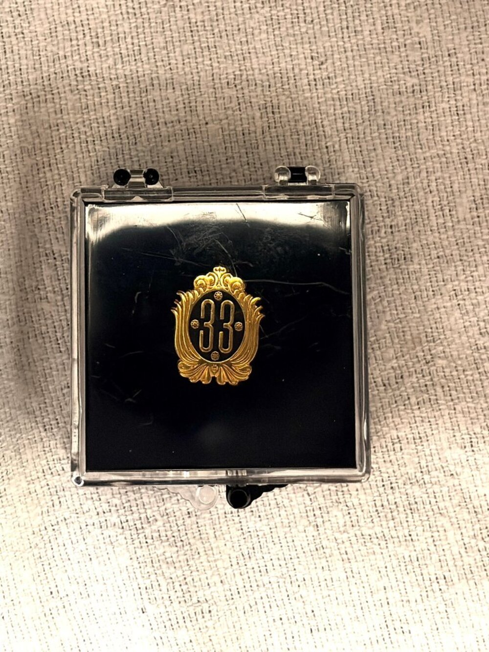 Disneyland Old Disney Club 33 Logo Members Only Lapel Pin Gold Tone & Black